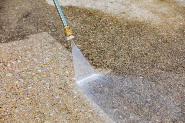 Best Rust Removal  in Bellevue, WI